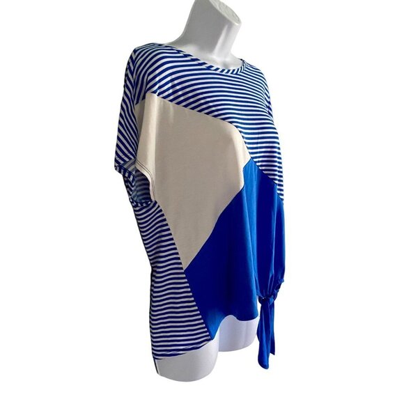 Absolutely Famous Short Sleeve Blue White Top with Front Tie Women's Medium - Picture 3 of 7